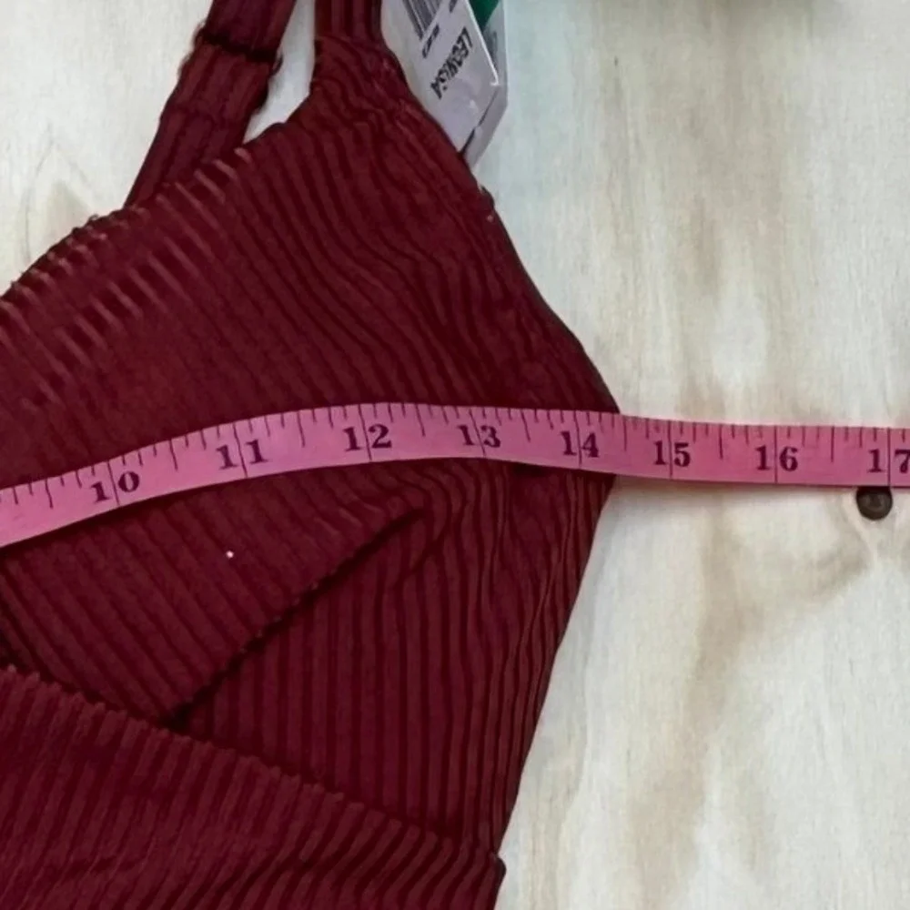 Leonisa Burgundy Ribbed Slimming Compression One Piece Swimsuit 19A057F Size L